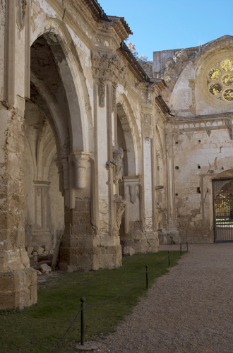 Nave de la epístola de la iglesia del monasterio de Piedra